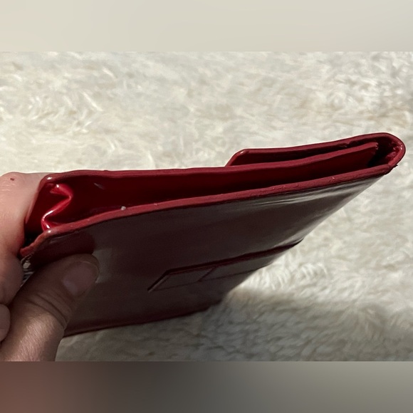 Miu Miu Glossy Red Clutch with Gold Clasp - Picture 7 of 10